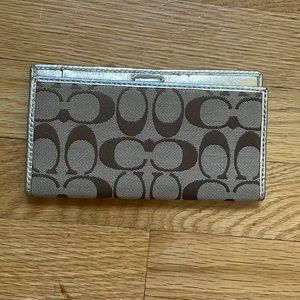 Coach signature check book